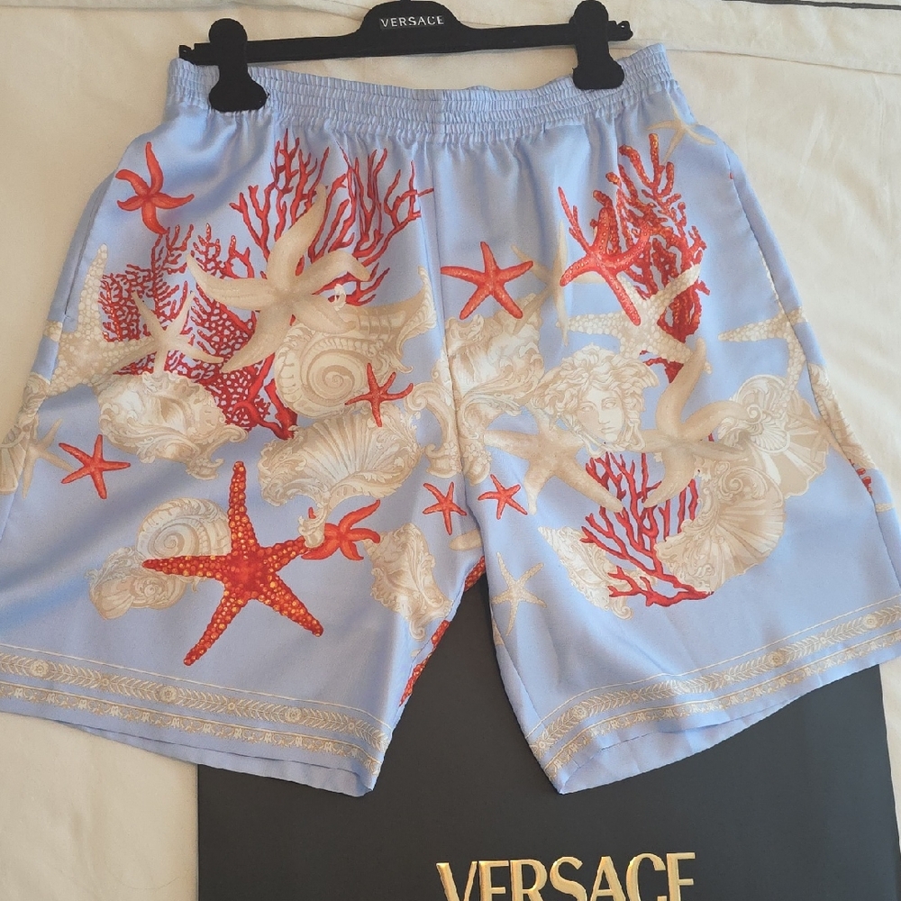 Versace Men's Barocco Coral Print Silk Shorts, 52 IT, 42 US, L, NWT, starfish